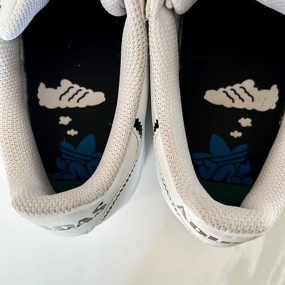 Adidas Superstar Shell Toe White Black Striped Cartoon Bubble Sneakers Youth 4 - Picture 13 of 15